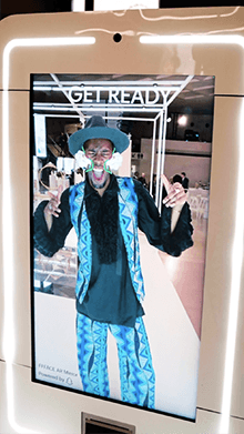 AR Mirror at Exhibition opening at Louvre